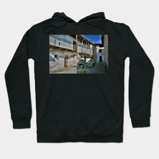 Building in Borgo Somp Cornino Hoodie